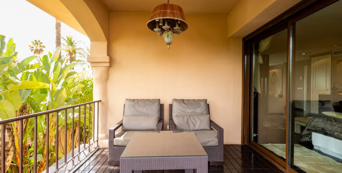 Venta de villa independiente en Los Monteros 43