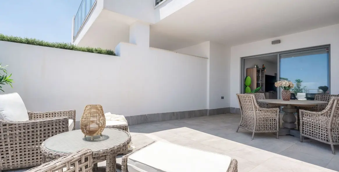 Venta de apartamento en planta baja en Benalmadena Pueblo 4