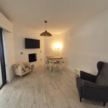 Venta de apartamento en planta media en Puerto Banús