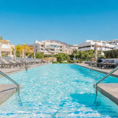 Venta de apartamento en planta baja en Estepona