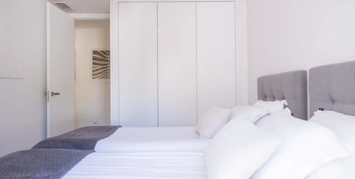 Venta de apartamento en planta baja en Estepona 7