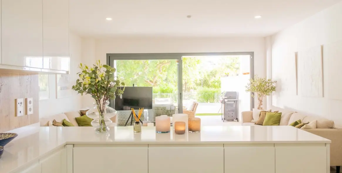 Venta de apartamento en planta baja en Estepona 19