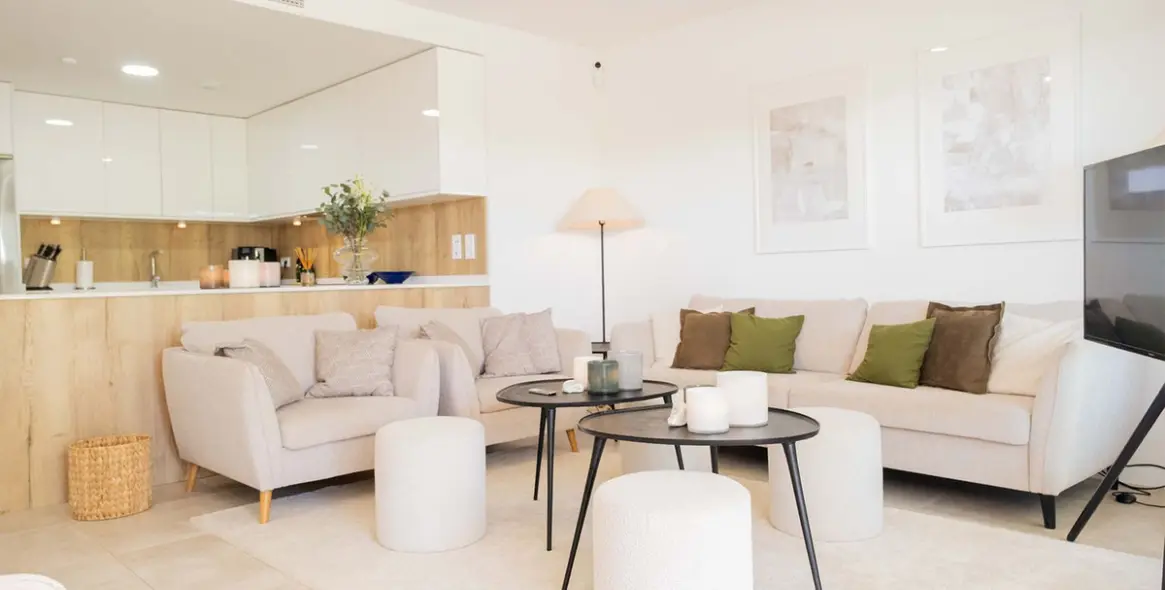 Venta de apartamento en planta baja en Estepona 28