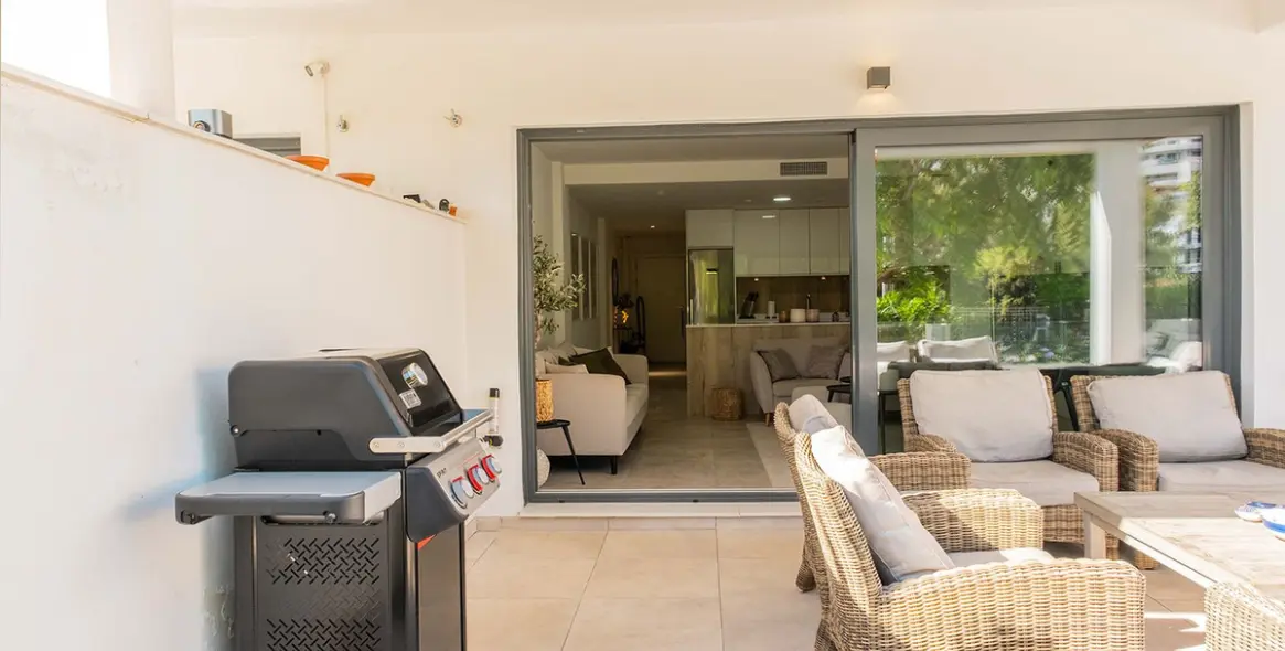 Venta de apartamento en planta baja en Estepona 29