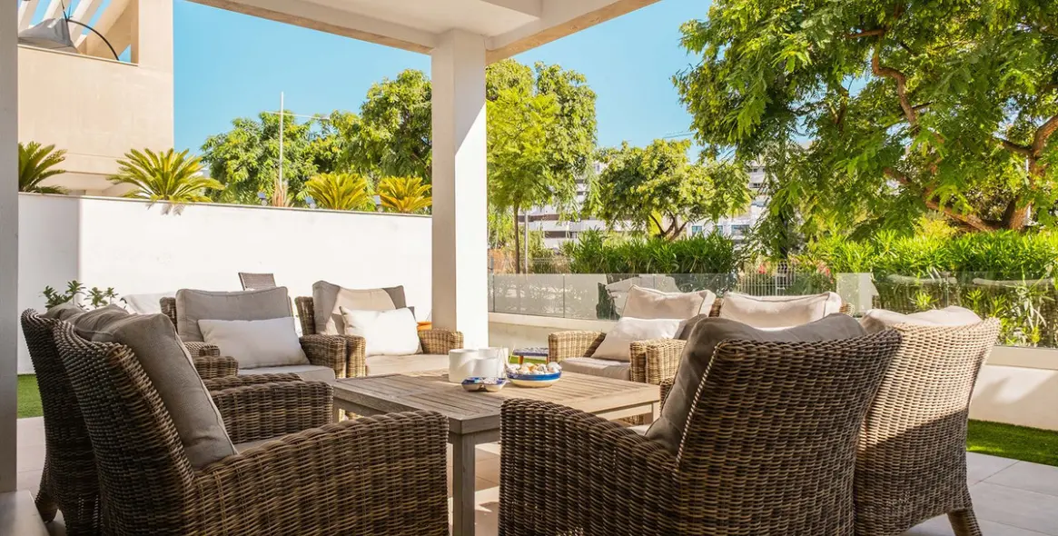 Venta de apartamento en planta baja en Estepona 31