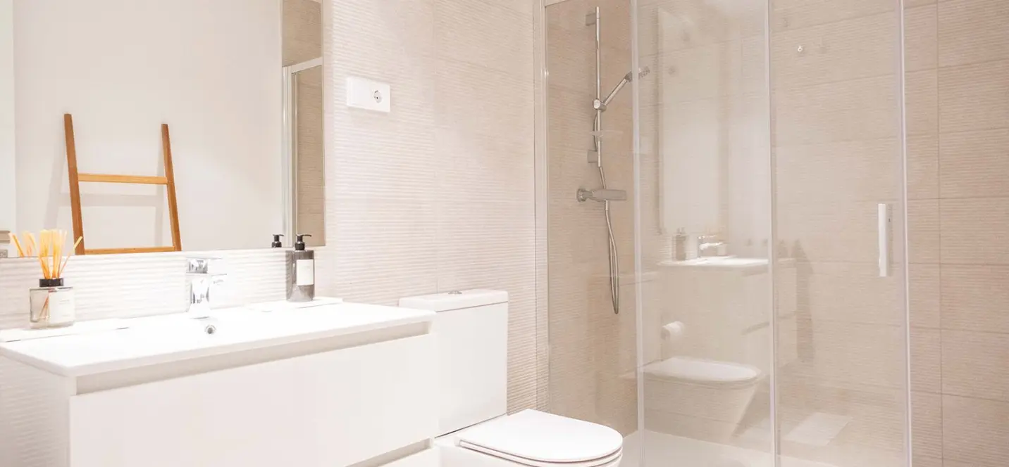 Venta de apartamento en planta baja en Estepona 4