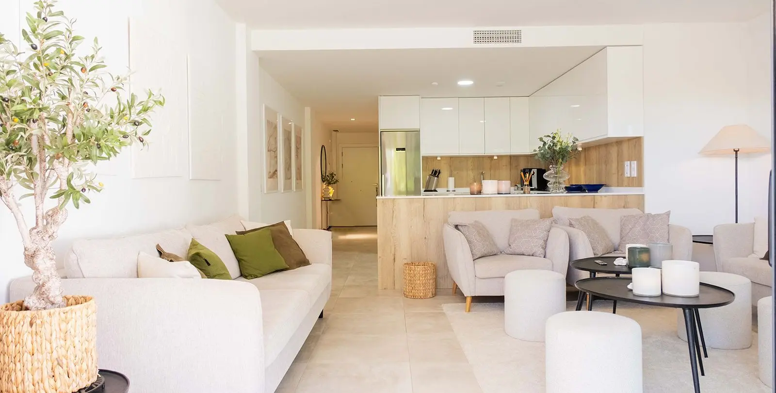 Venta de apartamento en planta baja en Estepona 27