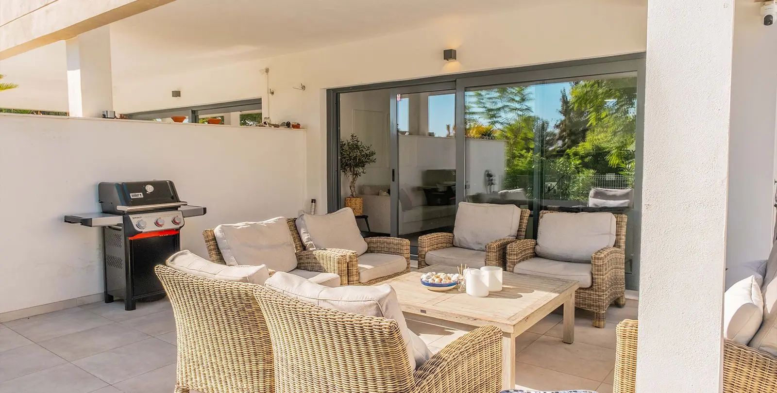 Venta de apartamento en planta baja en Estepona 32