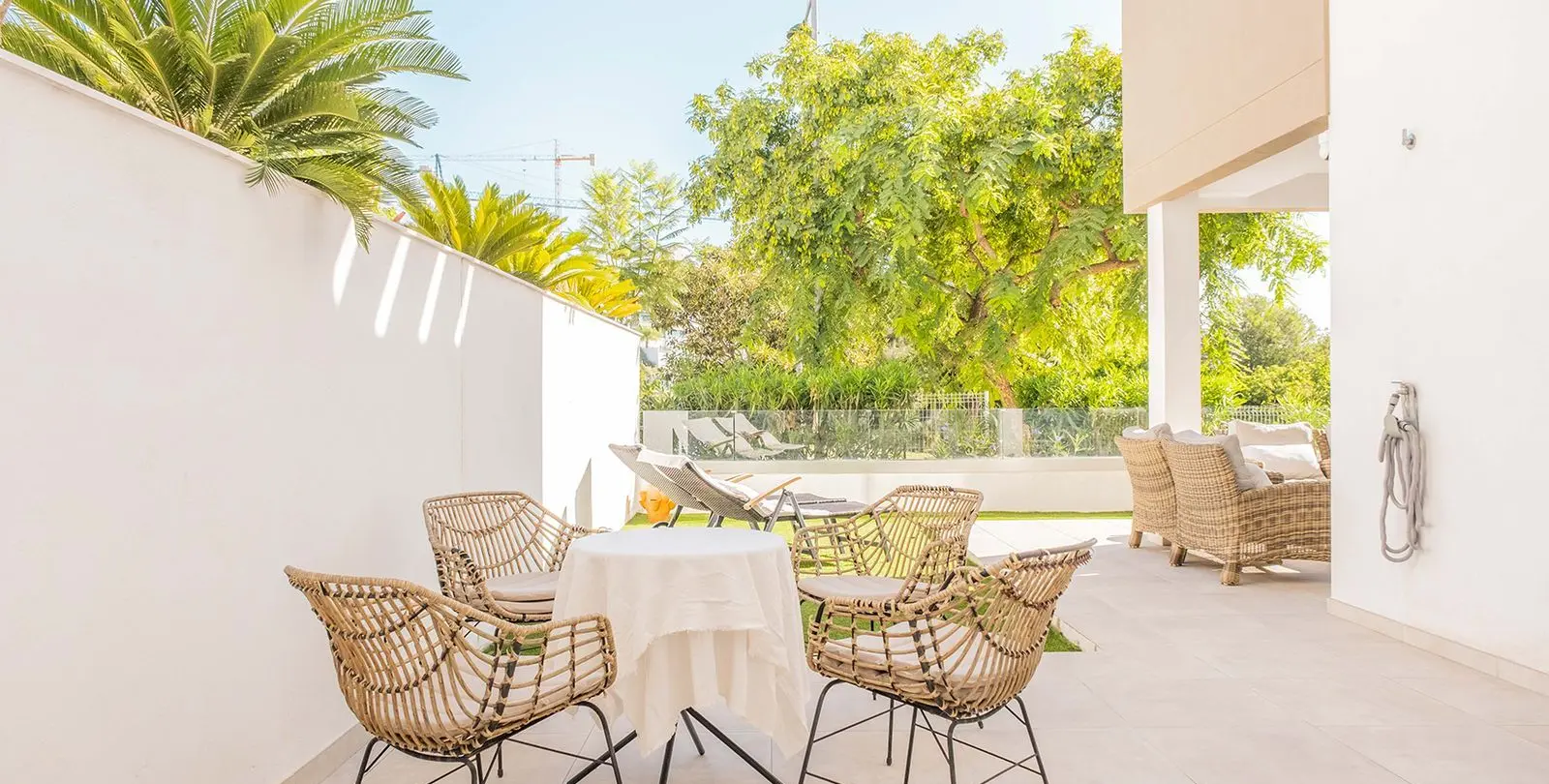 Venta de apartamento en planta baja en Estepona 37