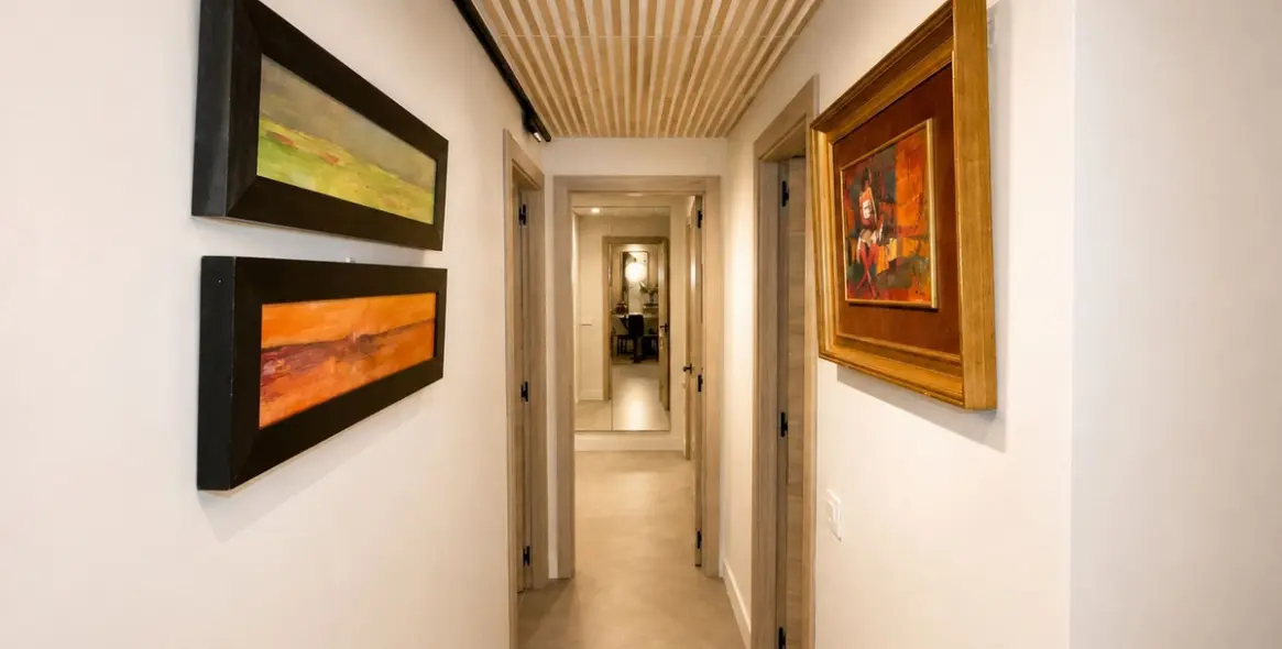 Venta de apartamento en planta media en Estepona 8