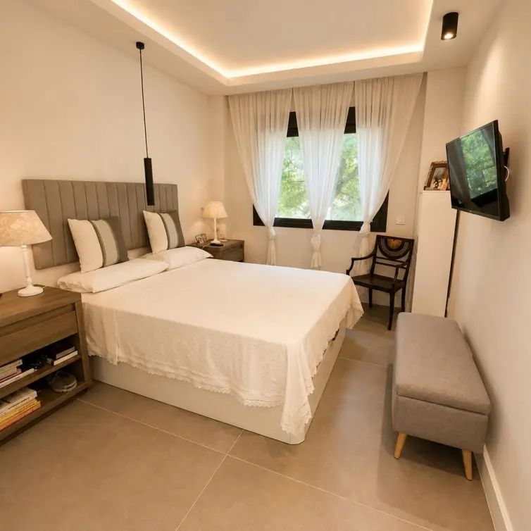 Sale of middle floor apartment in Estepona
