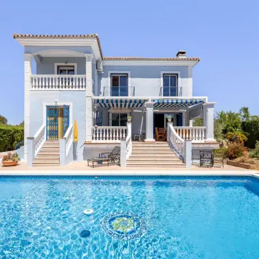 Venta de villa independiente en Coín