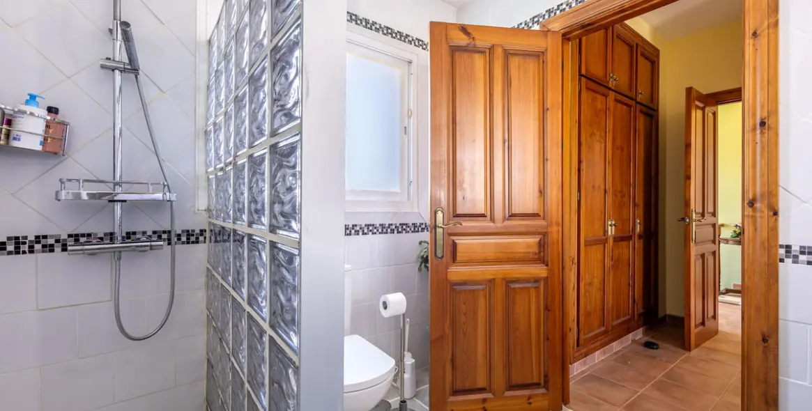 Venta de villa independiente en Coín 36