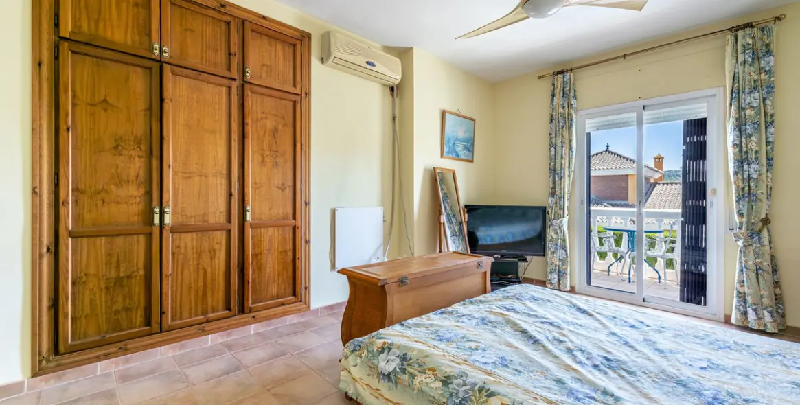 Venta de villa independiente en Coín 39
