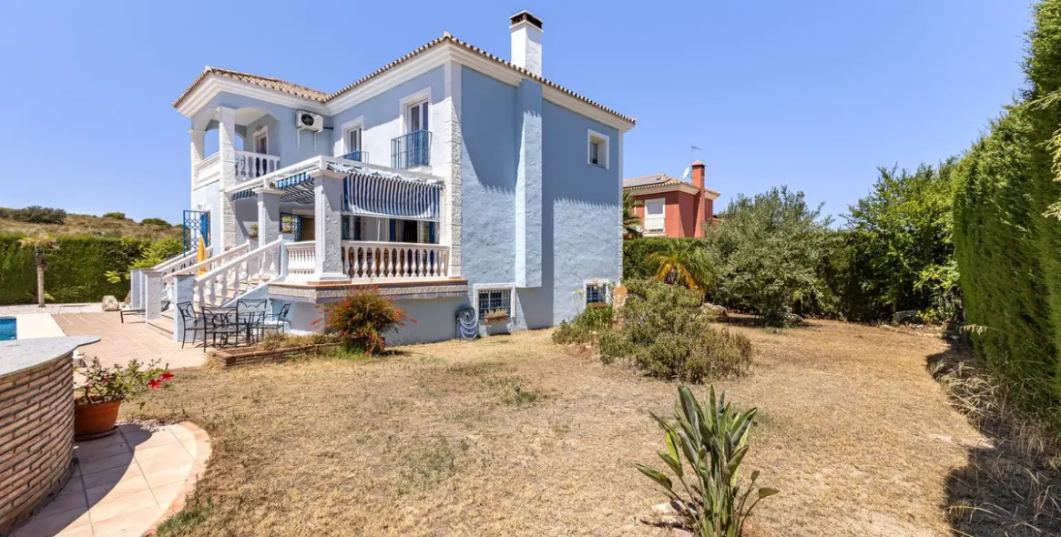 Venta de villa independiente en Coín 52