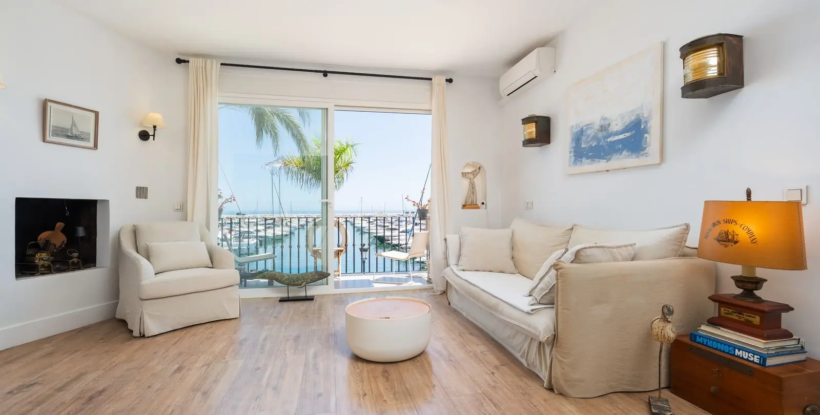Venta de apartamento en planta media en Puerto Banús 10
