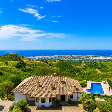 Venta de finca - cortijo en Estepona
