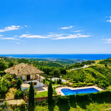 Venta de finca - cortijo en Estepona