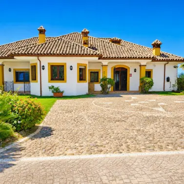 Venta de finca - cortijo en Estepona