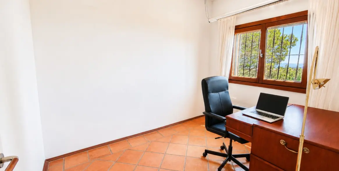 Venta de finca - cortijo en Estepona 34