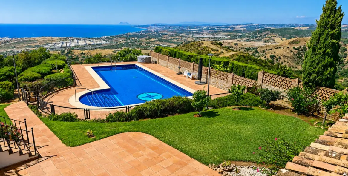 Venta de finca - cortijo en Estepona 45