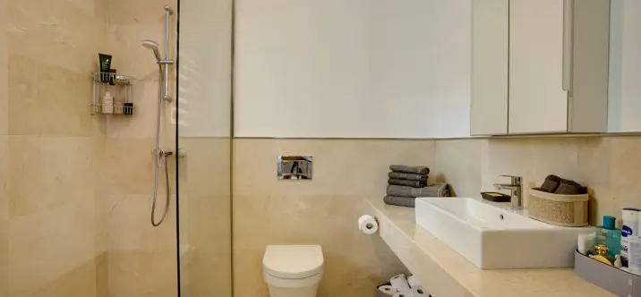 Venta de villa independiente en Los Arqueros 3
