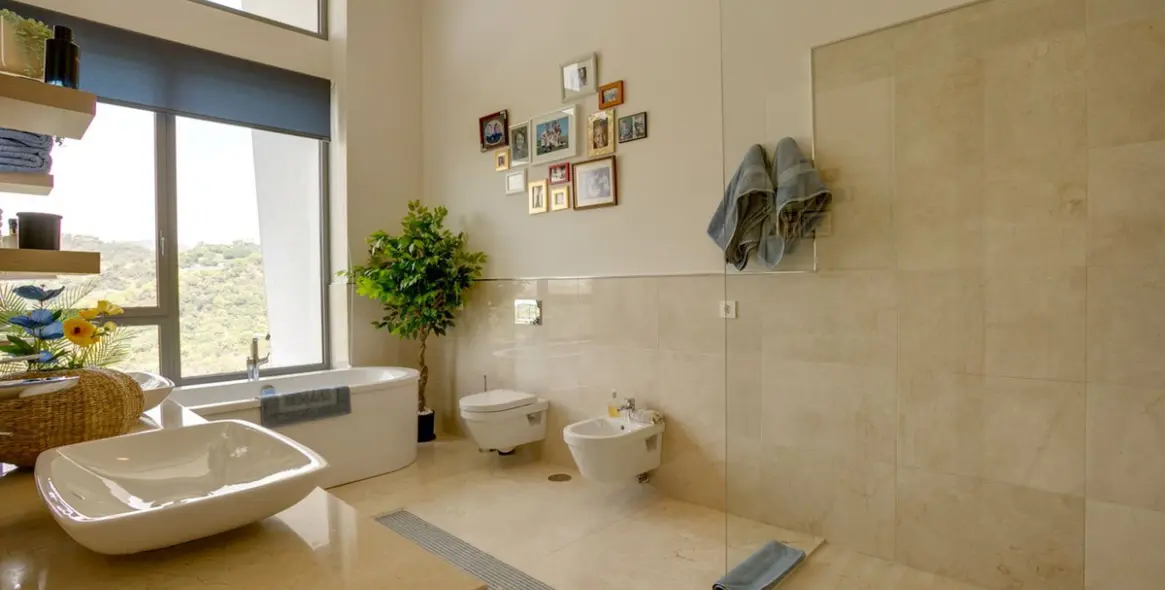 Venta de villa independiente en Los Arqueros 10