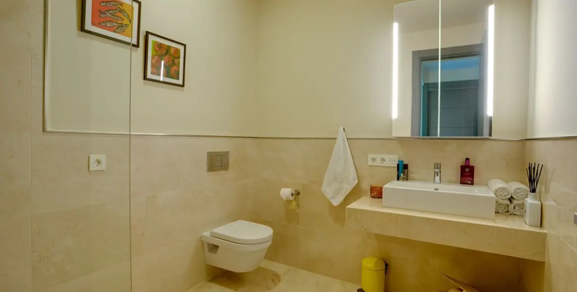 Venta de villa independiente en Los Arqueros 19