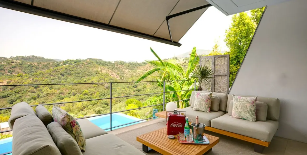 Venta de villa independiente en Los Arqueros 31