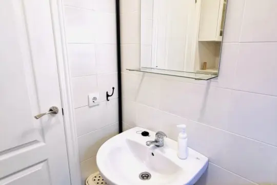 Image 6 thumb