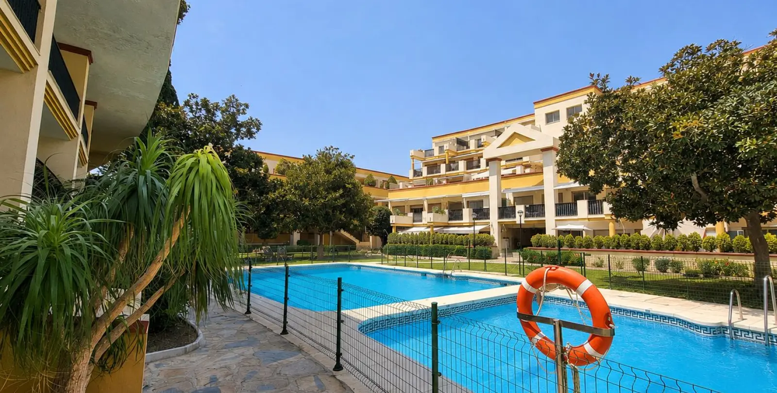 Sale of studio in Elviria 1