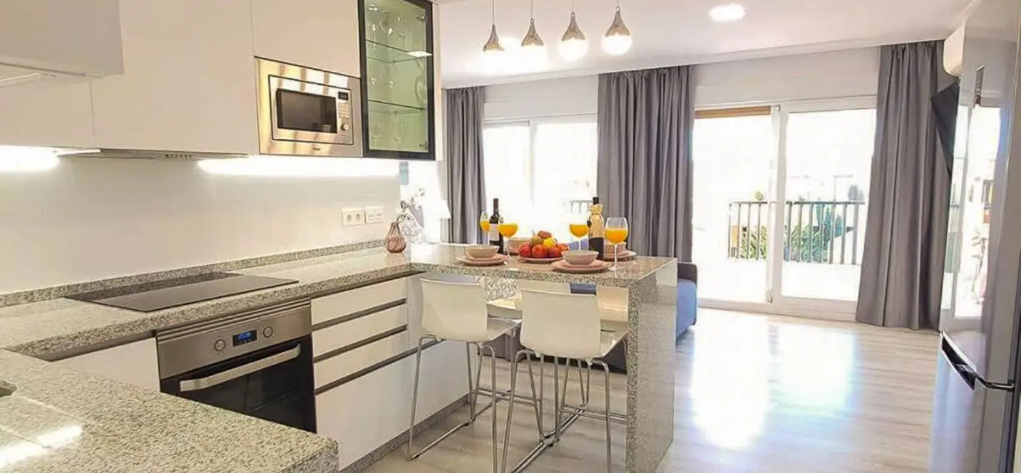 Sale of studio in Elviria 1