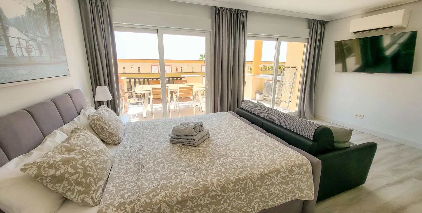 Sale of studio in Elviria 8