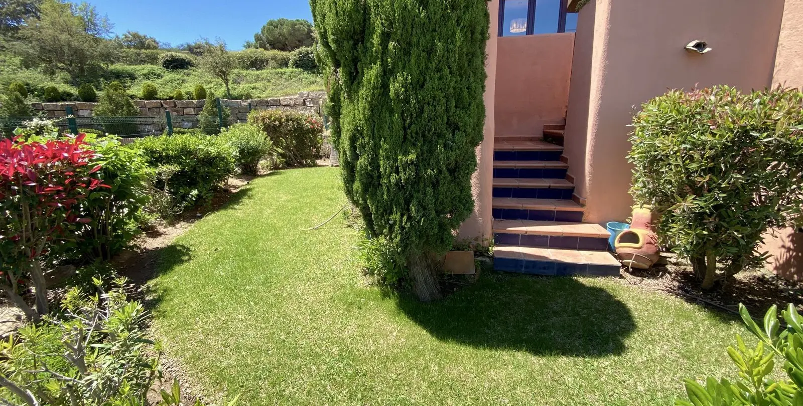 Sale of ground floor apartment in Elviria 2