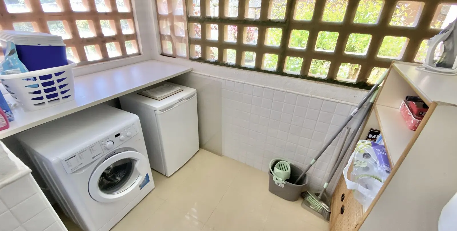 Sale of ground floor apartment in Elviria 10