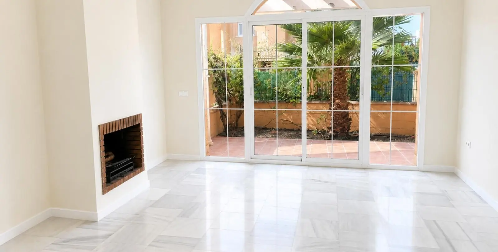 Sale of detached villa in Riviera del Sol 5