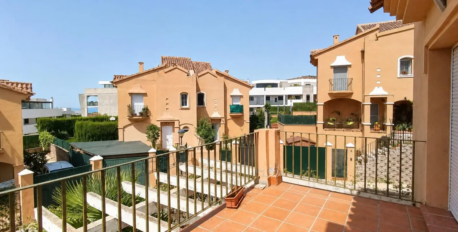 Sale of detached villa in Riviera del Sol 9