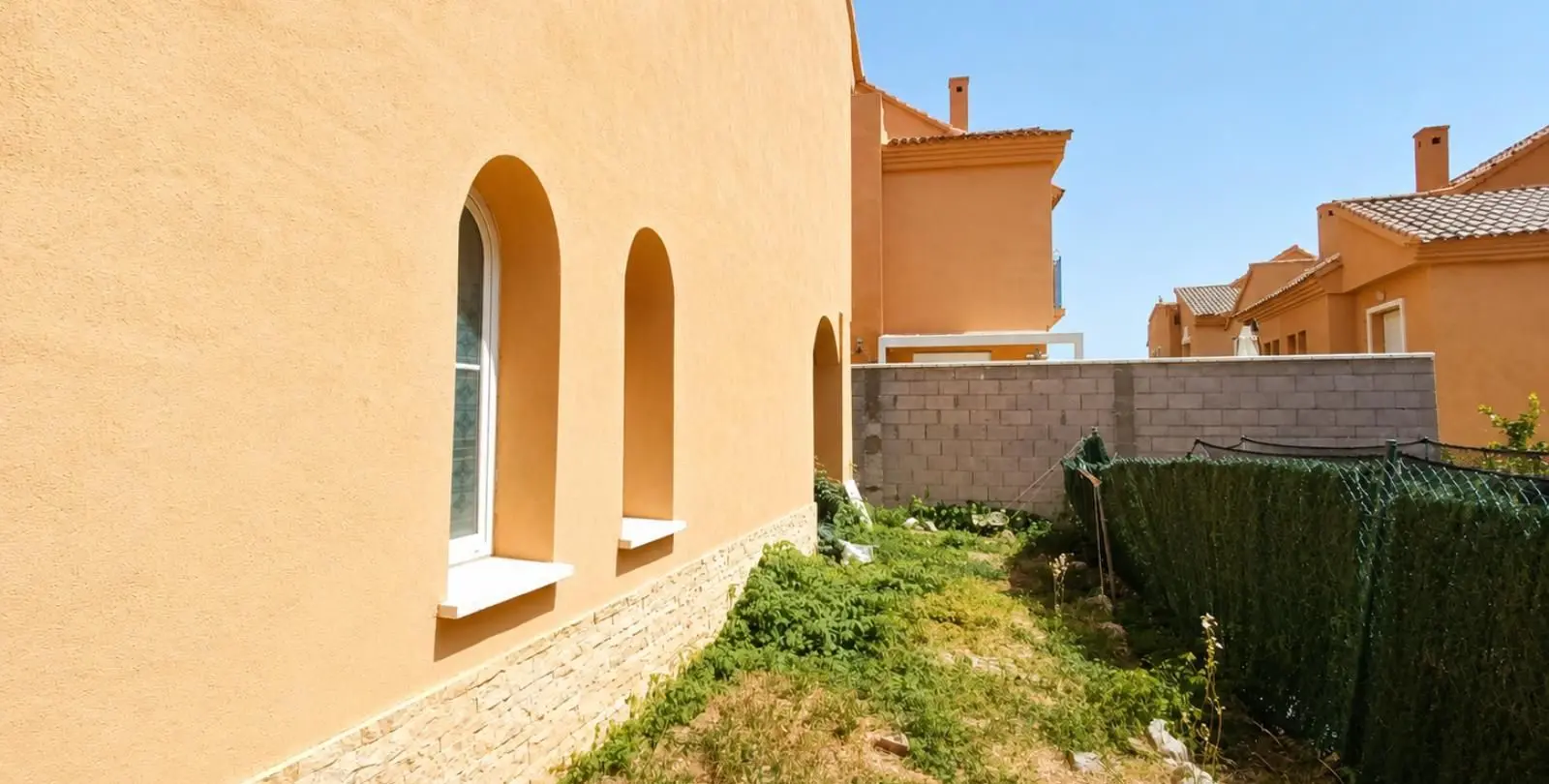 Sale of detached villa in Riviera del Sol 16