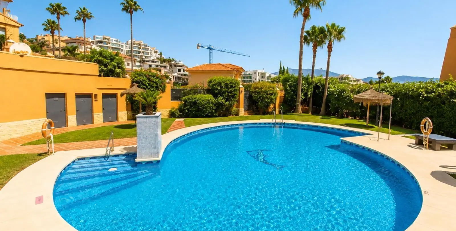 Sale of detached villa in Riviera del Sol 21