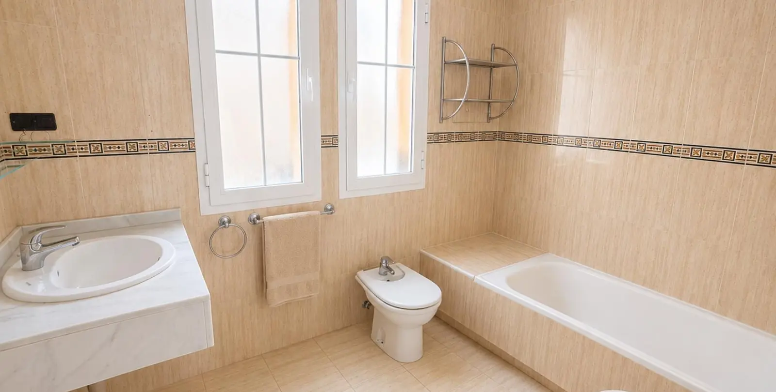 Sale of detached villa in Riviera del Sol 40