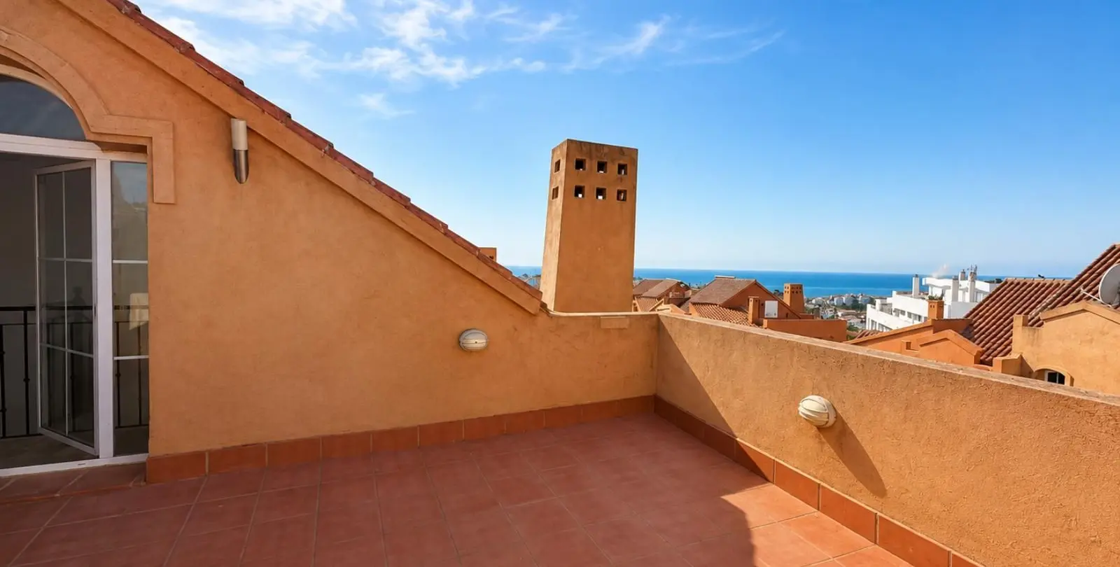 Sale of detached villa in Riviera del Sol 42