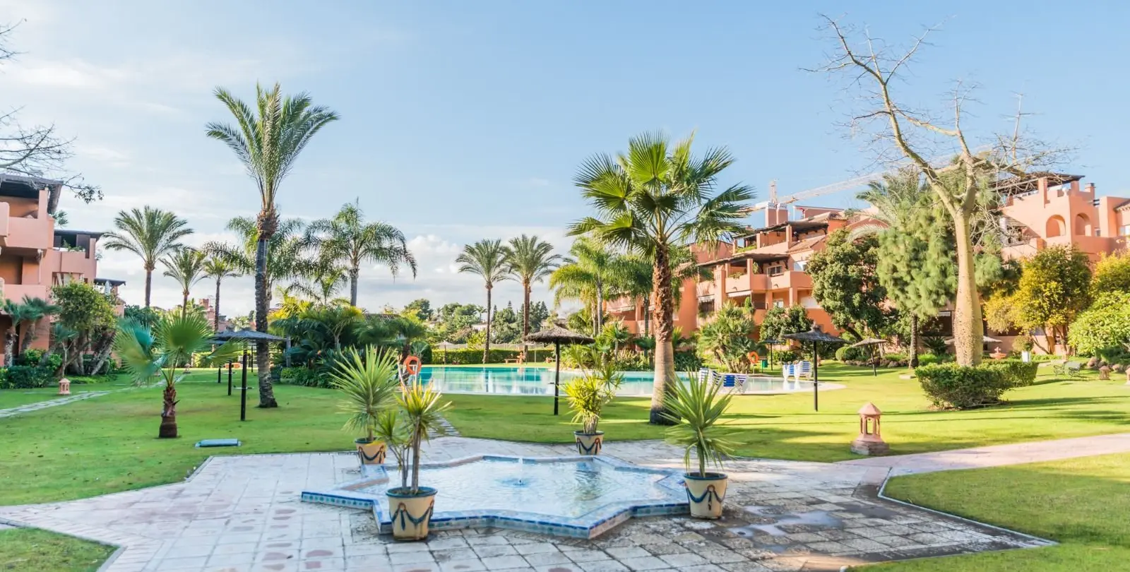 Sale of middle floor apartment in Guadalmina Baja 34