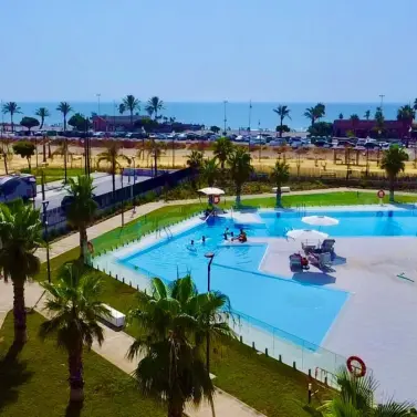 Venta de apartamento en planta media en Torremolinos