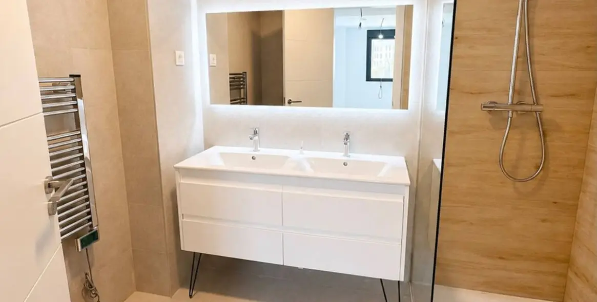 Venta de apartamento en planta media en Torremolinos 24