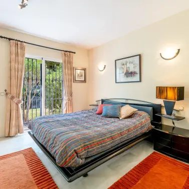 Venta de villa independiente en El Chaparral
