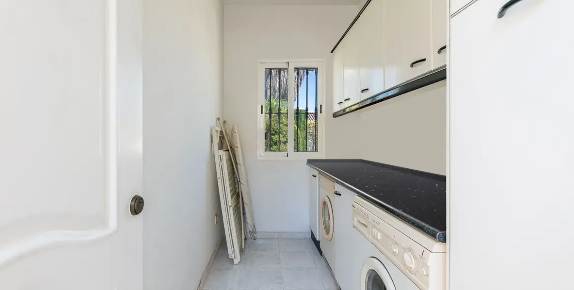Venta de villa independiente en El Chaparral 9