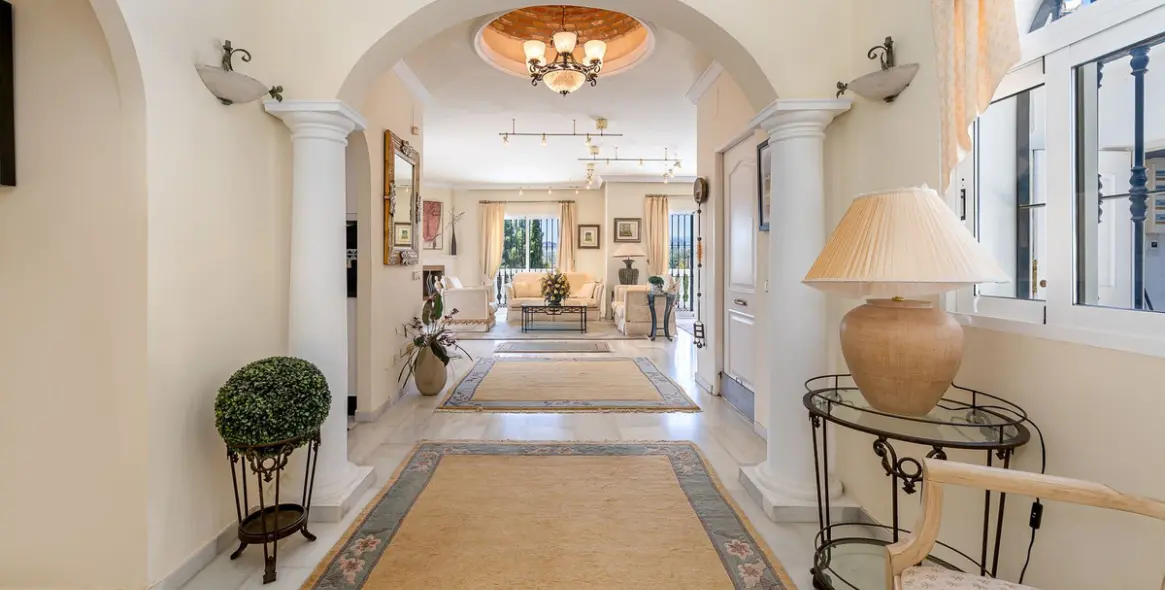 Venta de villa independiente en El Chaparral 11
