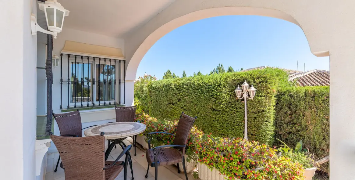 Venta de villa independiente en El Chaparral 18