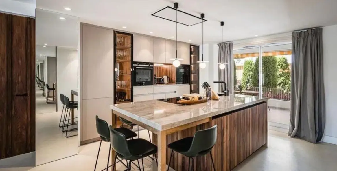 Продажа апартаментов на среднем этаже в The Golden Mile 6