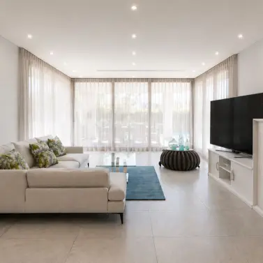 Venta de villa independiente en Estepona